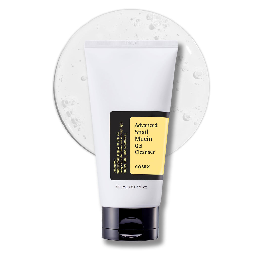 COSRX gel limpiador con mucina de caracol en botella, limpia suavemente y cuida la piel sensible.