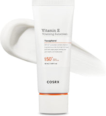COSRX protector solar facial con Vitamina E, envase práctico para uso diario.