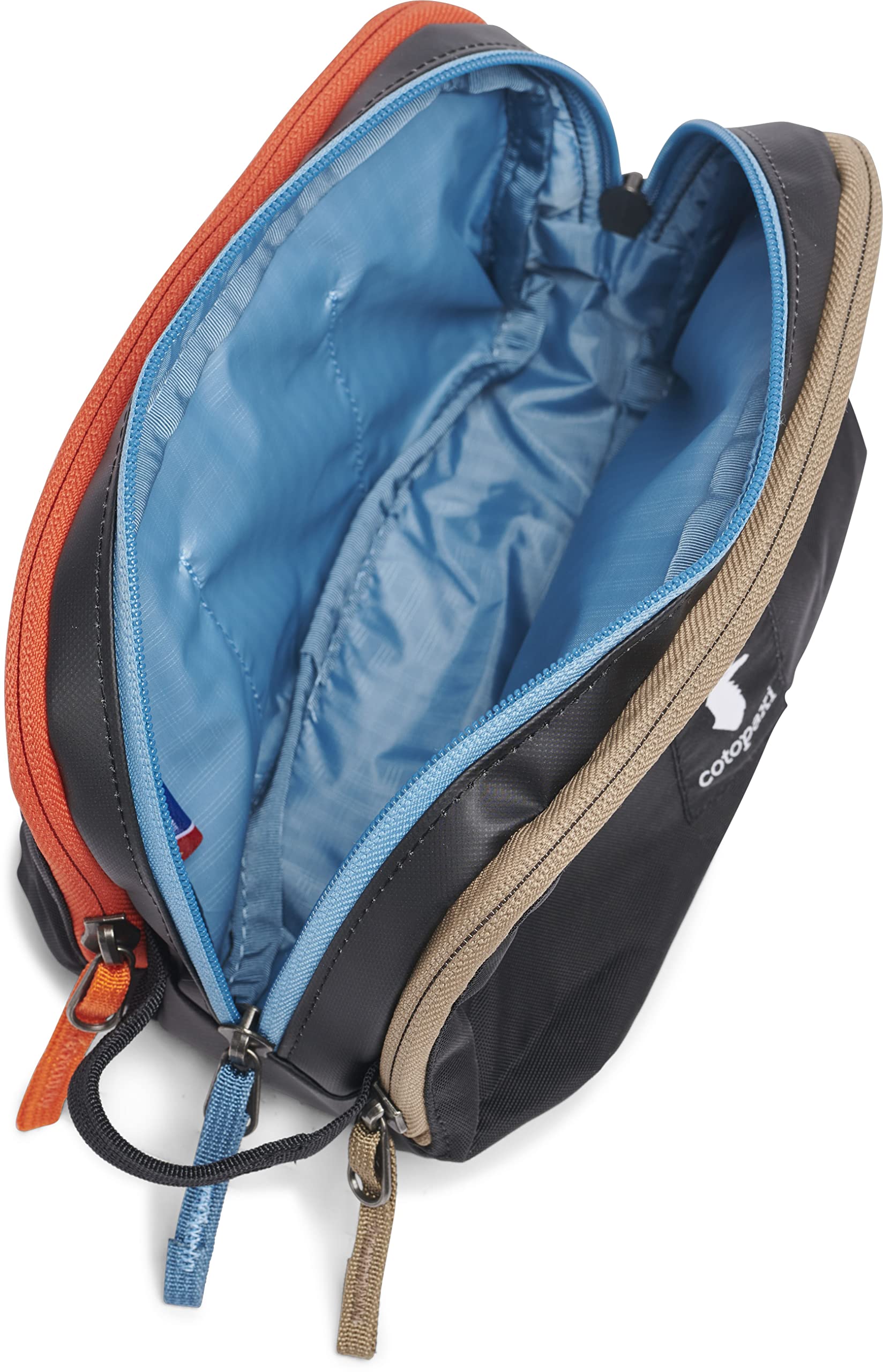 Nido bag in black for daily travel and everyday use