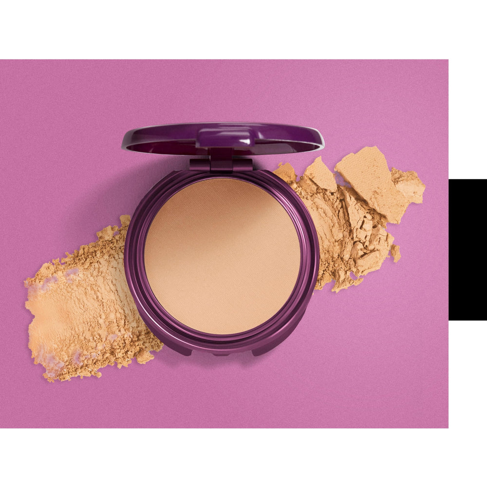 CoverGirl Advanced Radiance pressed powder on face during day wear.