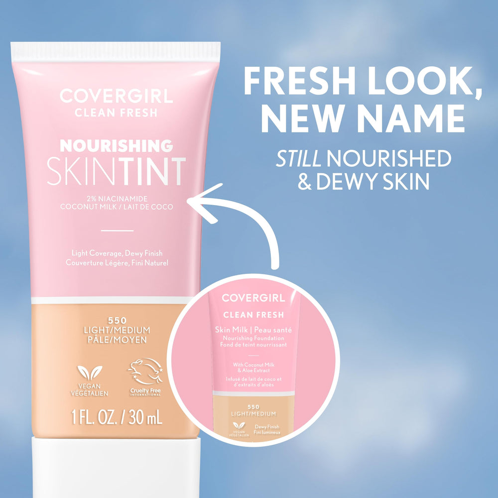 COVERGIRL Clean Fresh Skin Tint aplicación con brocha para cobertura suave.