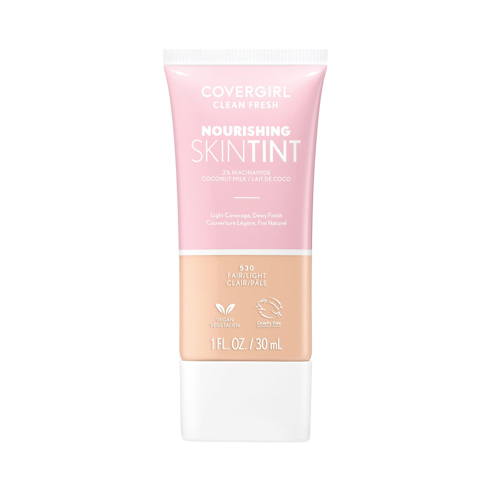 COVERGIRL Clean Fresh Skin Tint botella visible para un acabado suave y ligero.