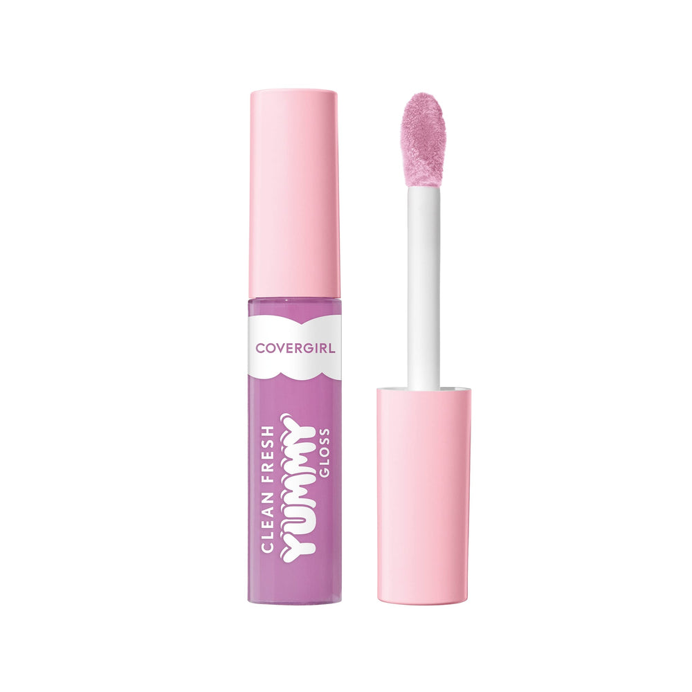 COVERGIRL Clean Fresh Yummy Gloss closeup shows glossy lips and hydration.
