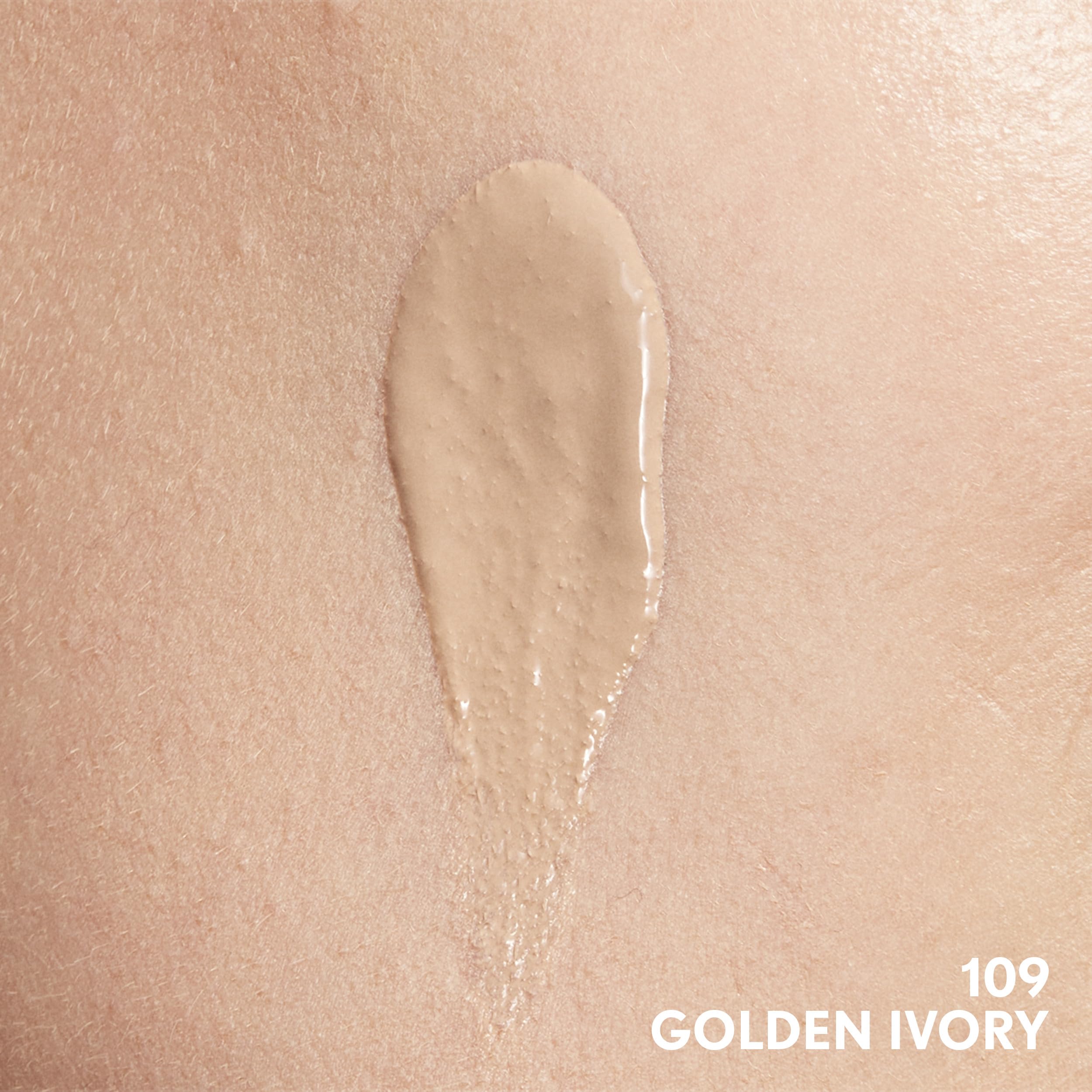 CoverGirl Clean Invisible Foundation texture swatch demonstrates buildable coverage with a dewy glow
