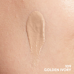 CoverGirl Clean Invisible Foundation texture swatch demonstrates buildable coverage with a dewy glow