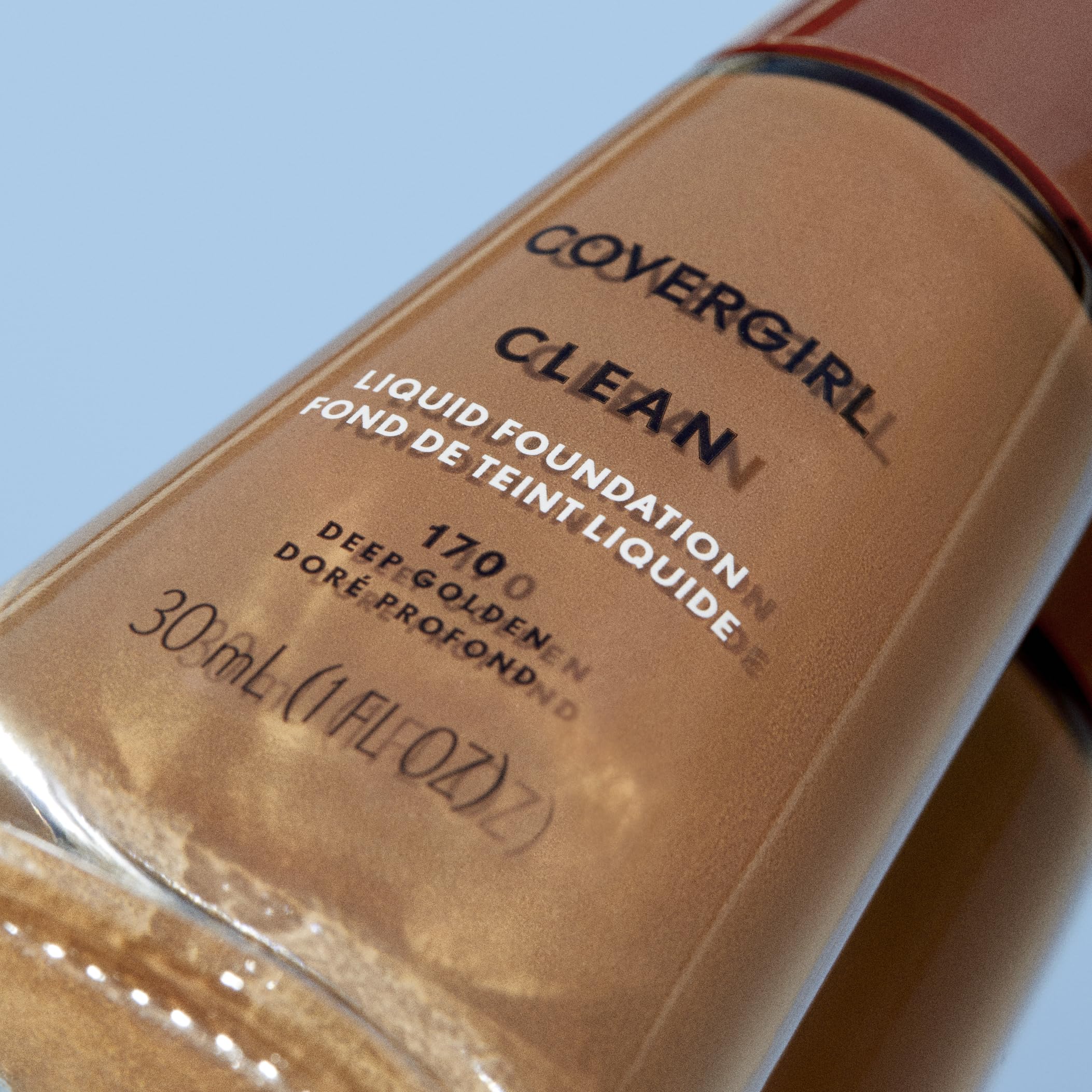 COVERGIRL Clean Liquid Foundation Perfect Beige 148, no obstruye los poros para piel respirable.