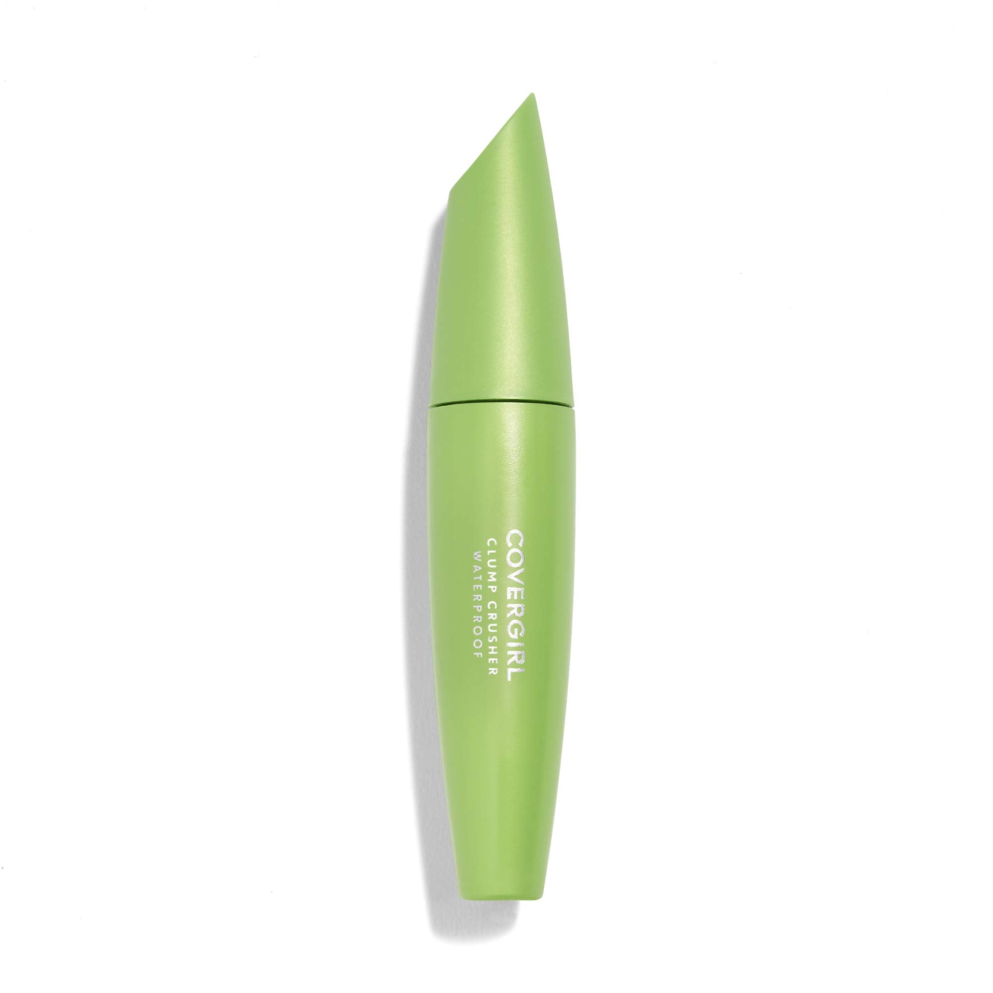 Before-and-after shots show COVERGIRL Clump Crusher lashes with dramatic volume.