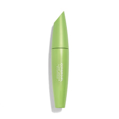 Before-and-after shots show COVERGIRL Clump Crusher lashes with dramatic volume.