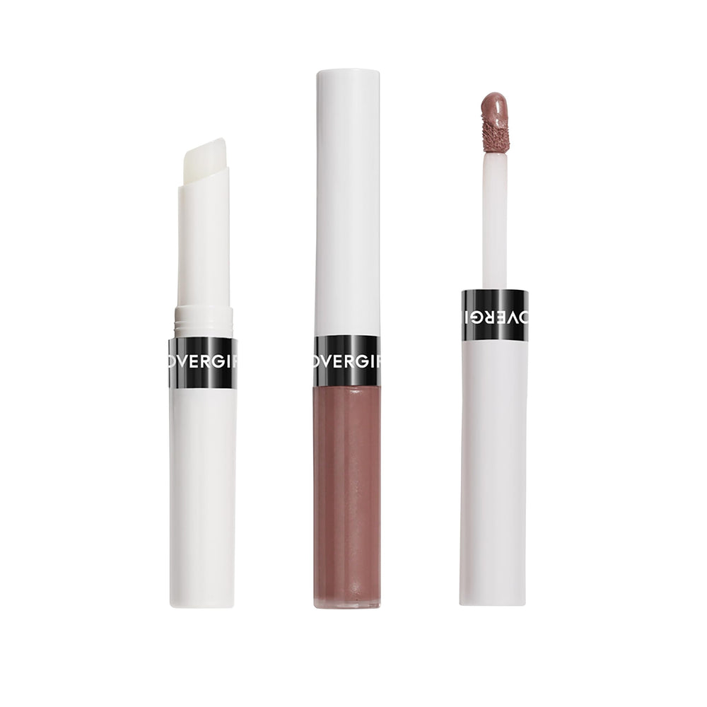 COVERGIRL dos pasos para labios, aplicación clara y brillo duradero.