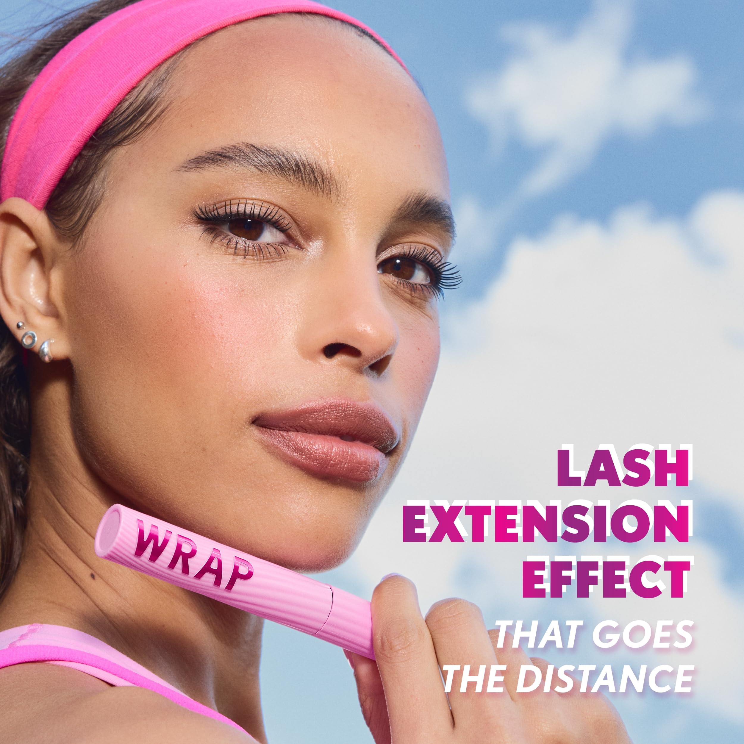 COVERGIRL Eye Enhancer Wrap Tubing Mascara resistente al sudor para uso diario.