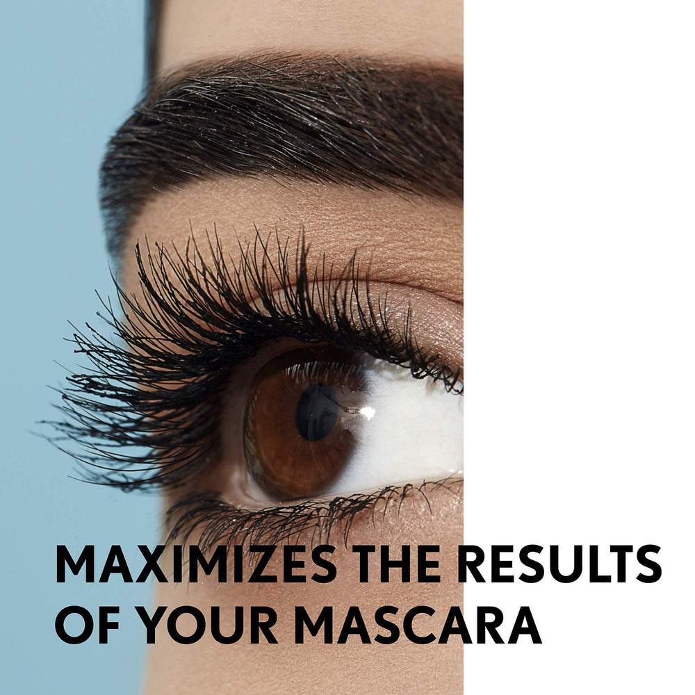 COVERGIRL Lash Blast Amplify primer con aceites nutritivos para pestañas.