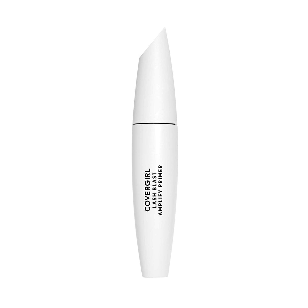 COVERGIRL Lash Blast Amplify primer pestañas aplicada para mayor volumen.