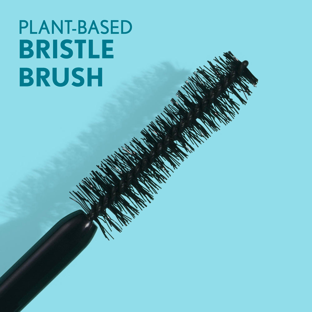 Ingredients like Aloe leaf and Vitamin E highlighted