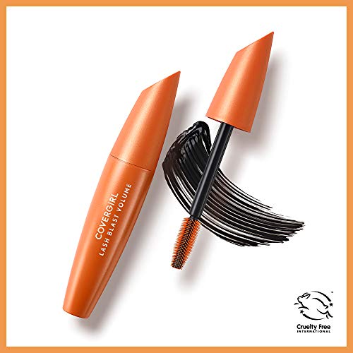 Definición precisa con cepillo para pestañas definidas de LashBlast Volume.