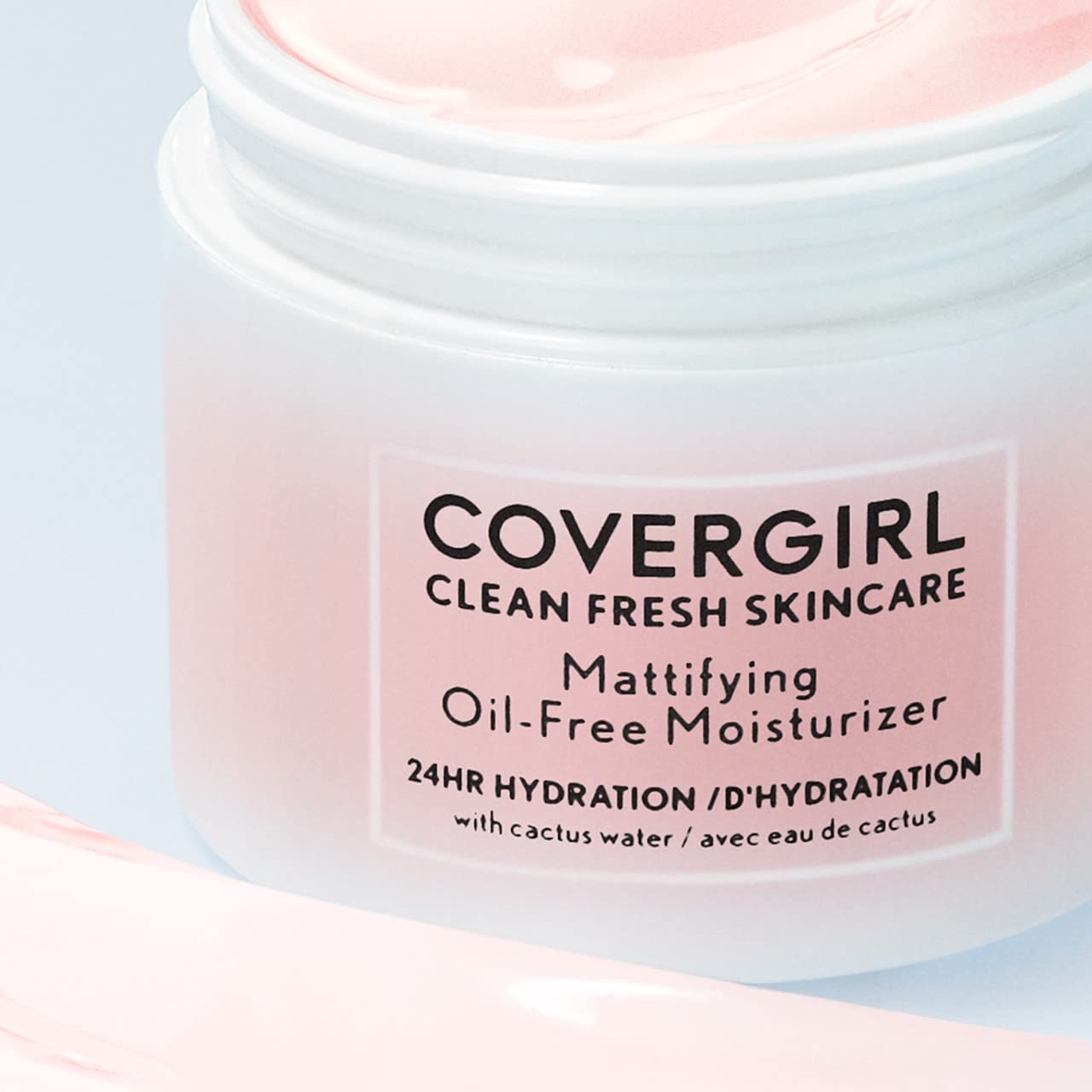 COVERGIRL lightweight texture demonstrates fast absorption into skin.