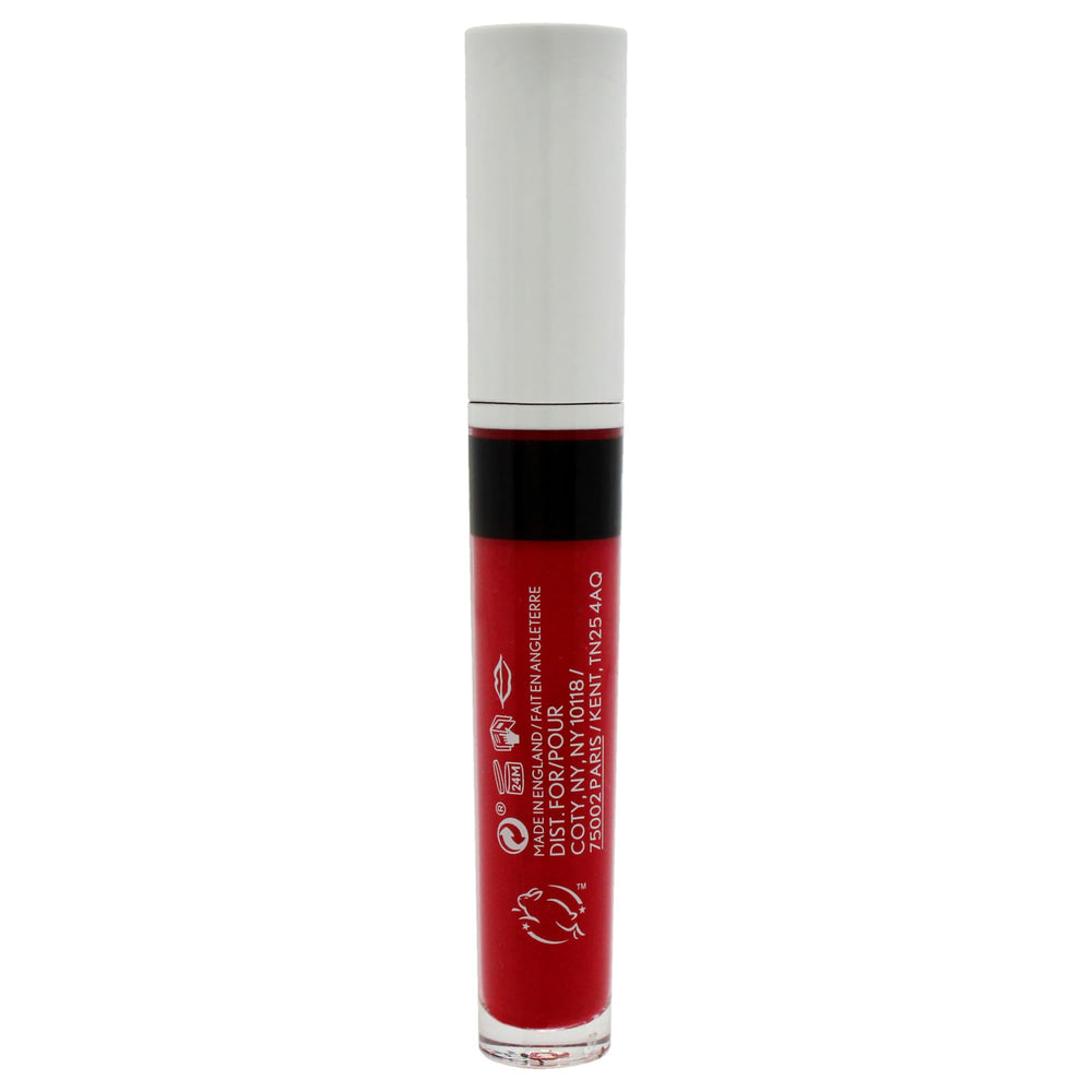 CoverGirl Outlast Ultimatte applicator detail enabling precise lip color application with Wine O Clock shade