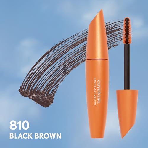 COVERGIRL Lash Blast Volume Mascara disponible en cuatro tonos para mayor intensidad.
