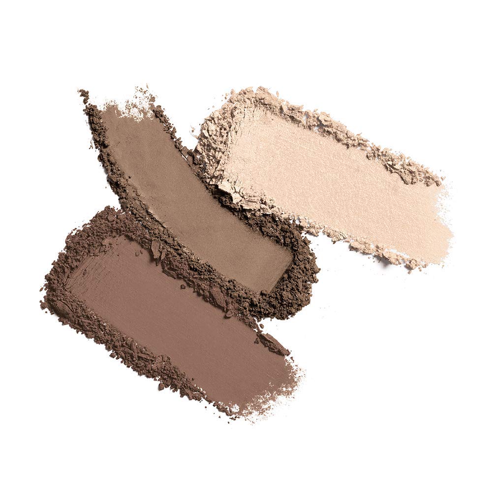 COVERGIRL resalta el arco de las cejas para un marco facial definido