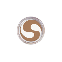 Close-up of the foundation pump dispensing texture for buildable coverage