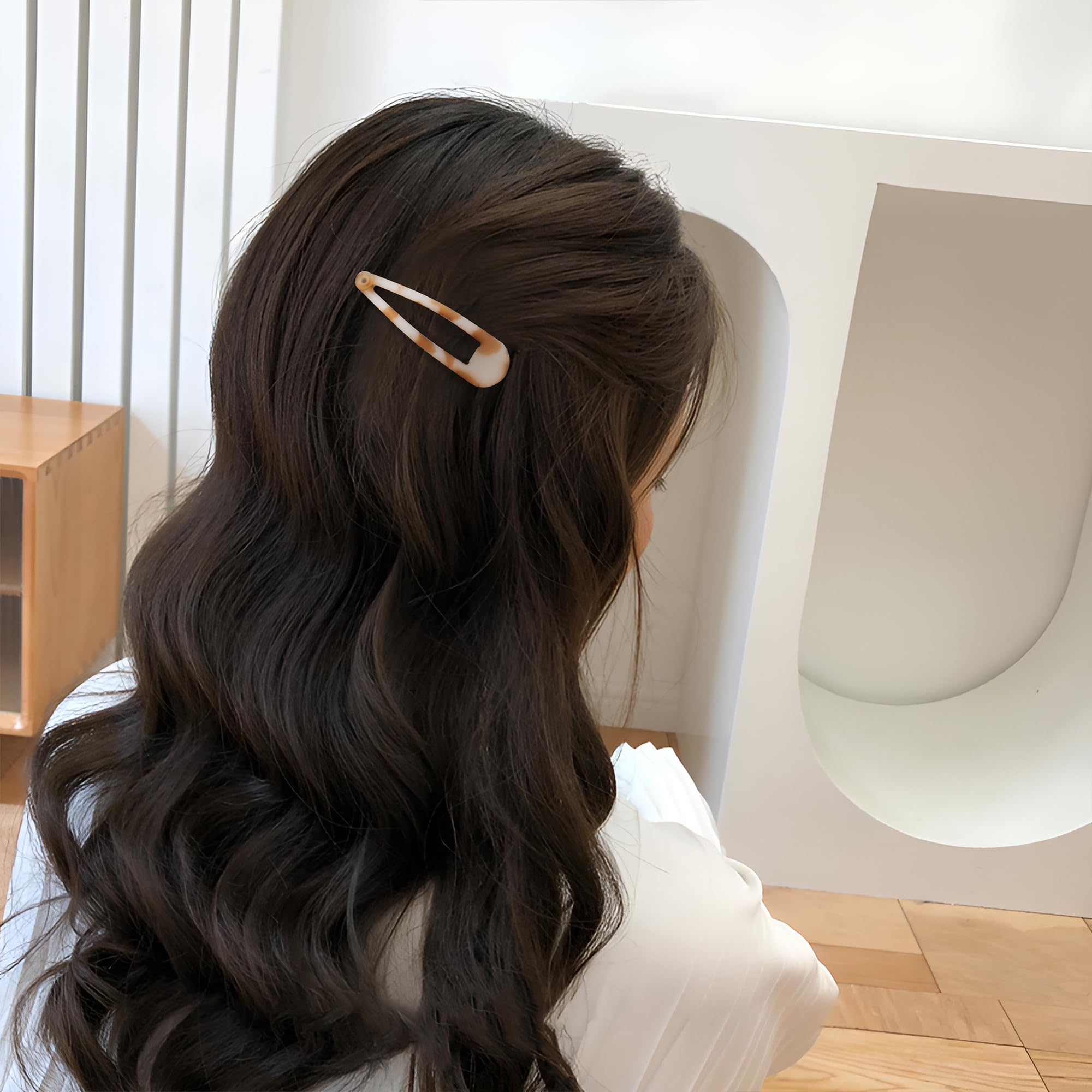 Cptots water-drop shape barrettes secure bangs with ease
