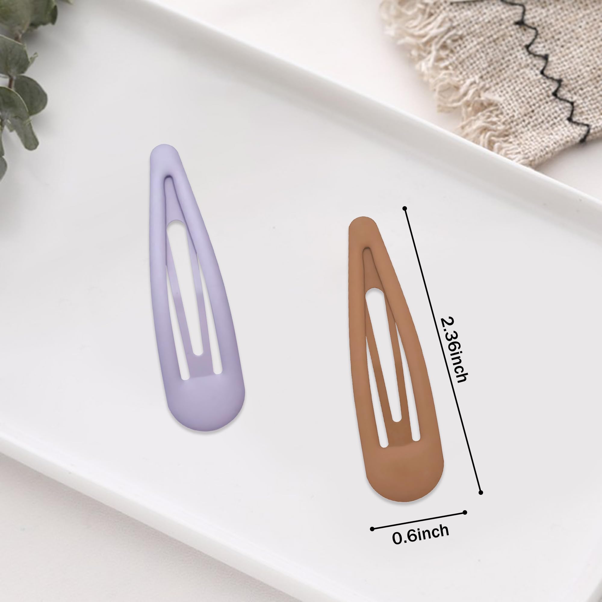 Cptots water drop matte gold hair clip for versatile styling.