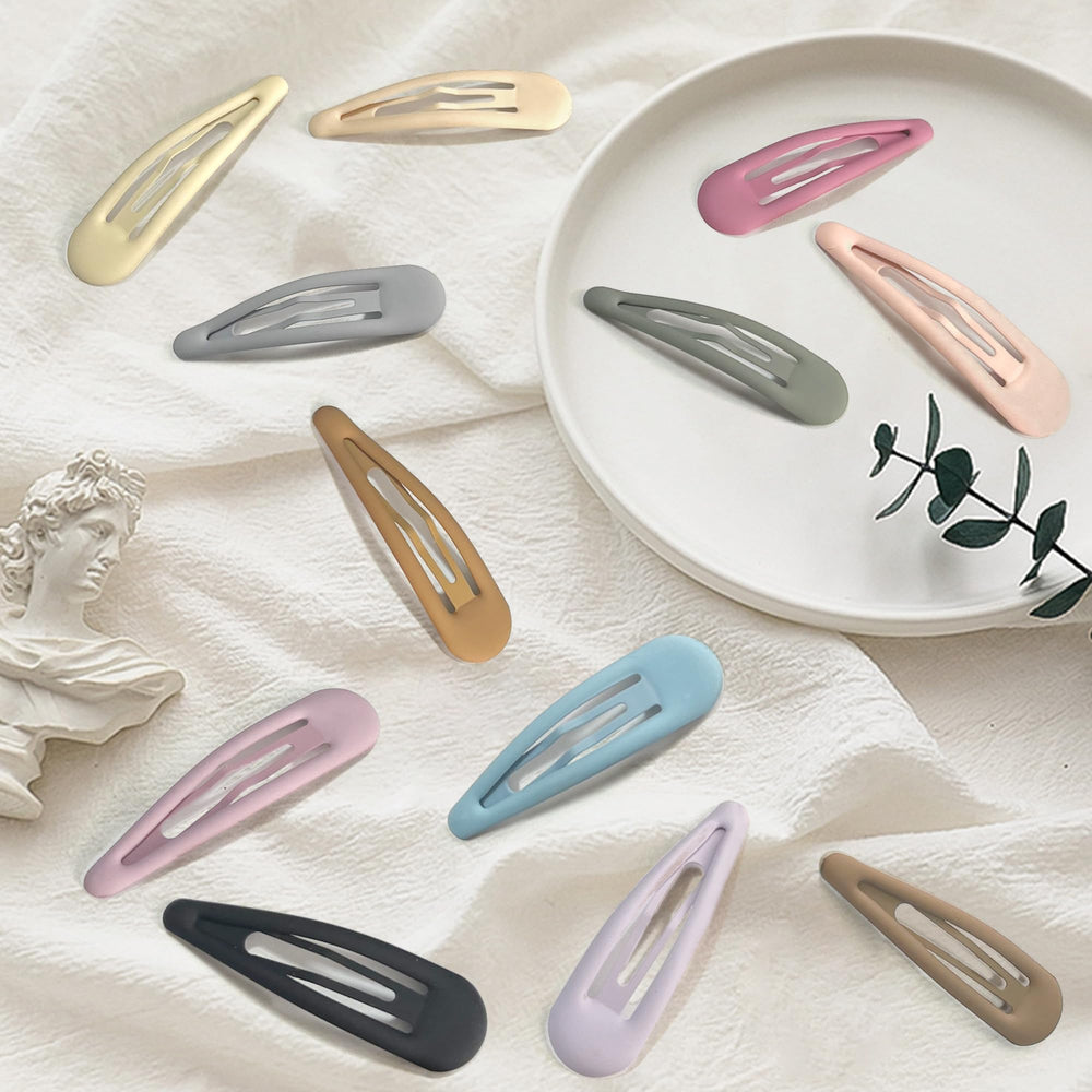 Cptots water drop matte mint hair clip delivers fresh color and hold.