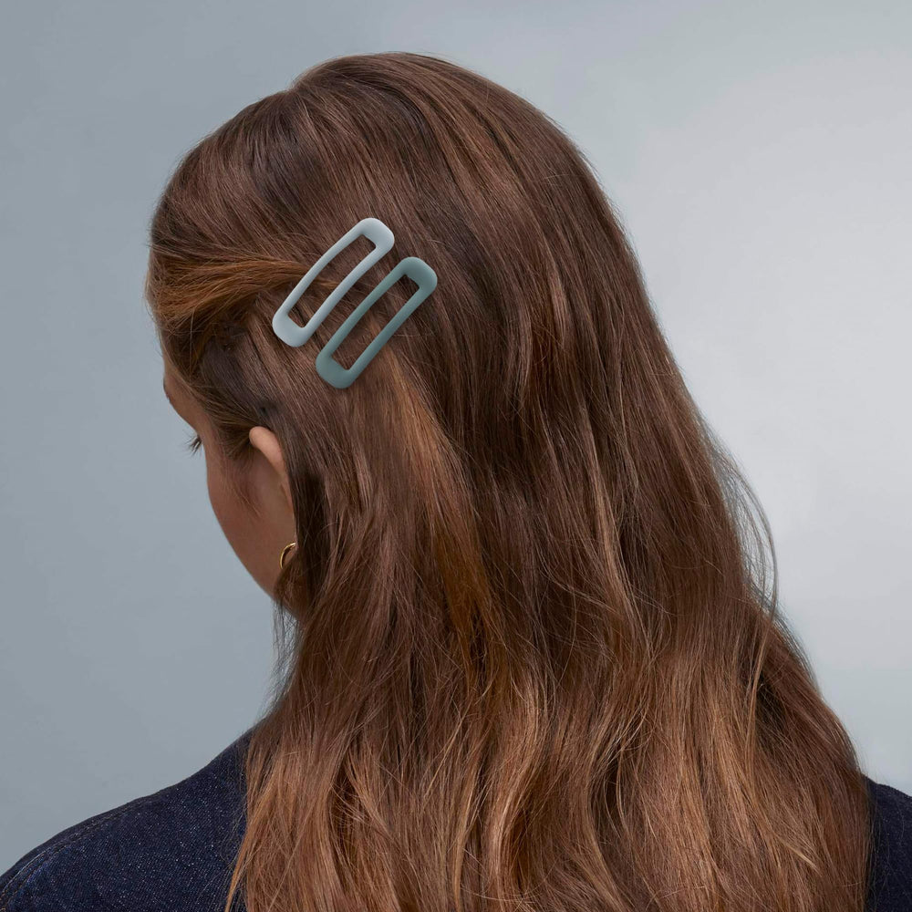 Cptots wedding-ready barrettes lend elegant matte shine for special occasions.