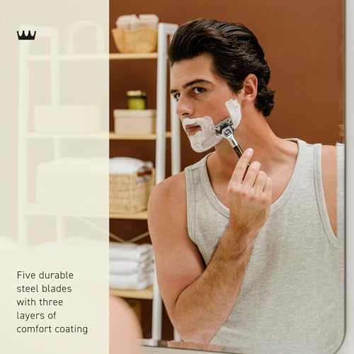 Cremo Razor Refills pull-back-trimmer close-up enabling precise grooming in hard-to-reach areas.