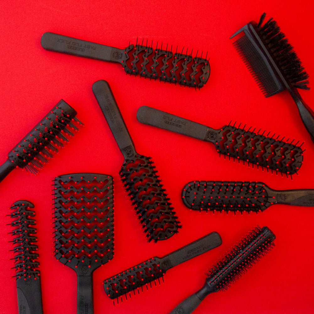Cricket Static Free Mini Fast Flo Vent Brush with travel case