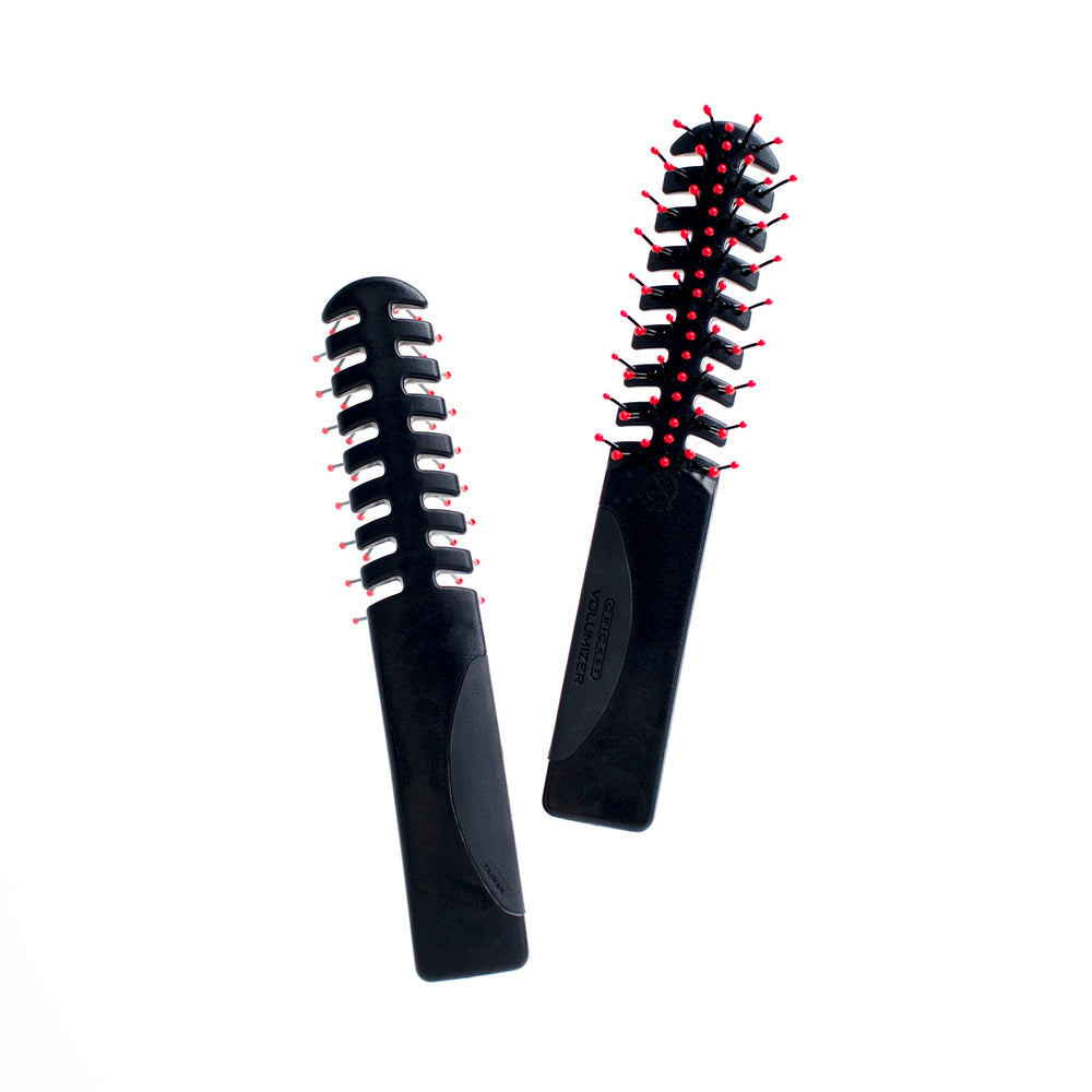 Cricket Static Free Volumizer Brush supports fast drying with enhanced airflow.