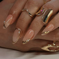 CTTHNBD gold line design nails for elegant French tip style