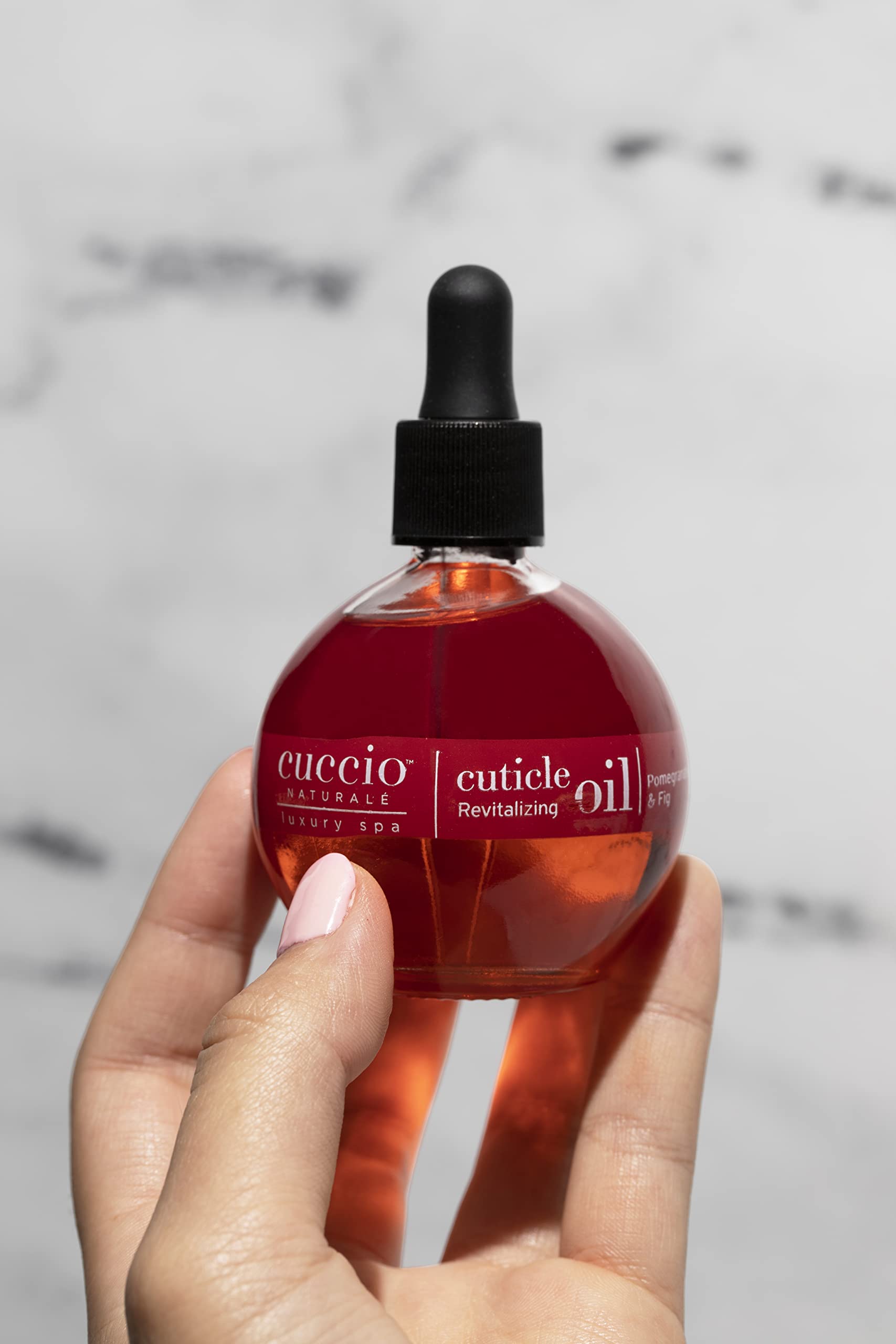 Cuccio Naturale hydrating oil with a light, spa-like finish