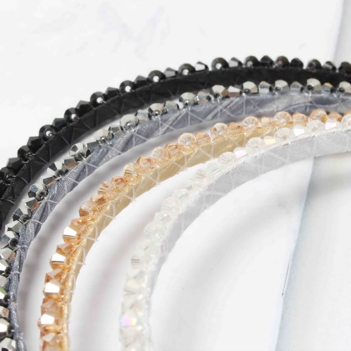 Cuizhiyu diadema cristal color champagne, añade brillo suave al conjunto