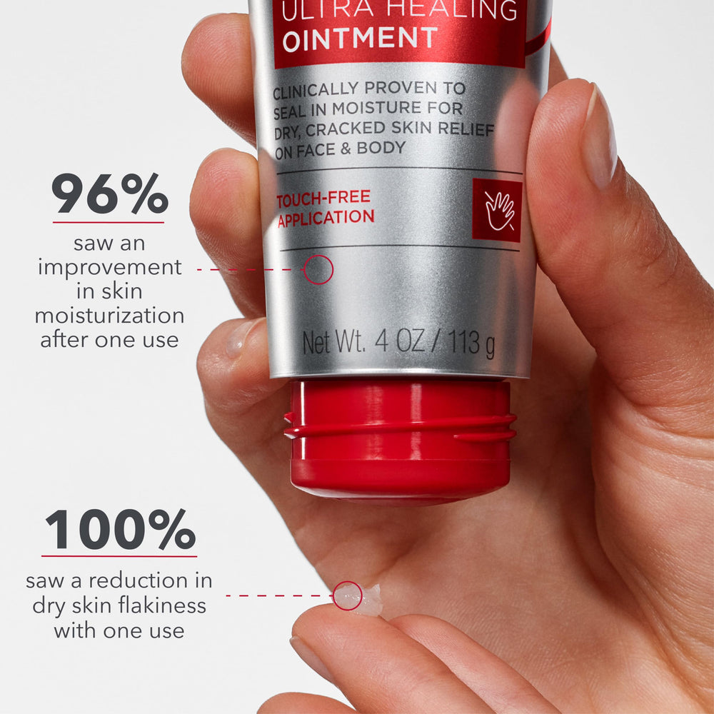 Curel Ultra Healing Ointment funciona en cara y cuerpo para piel seca.