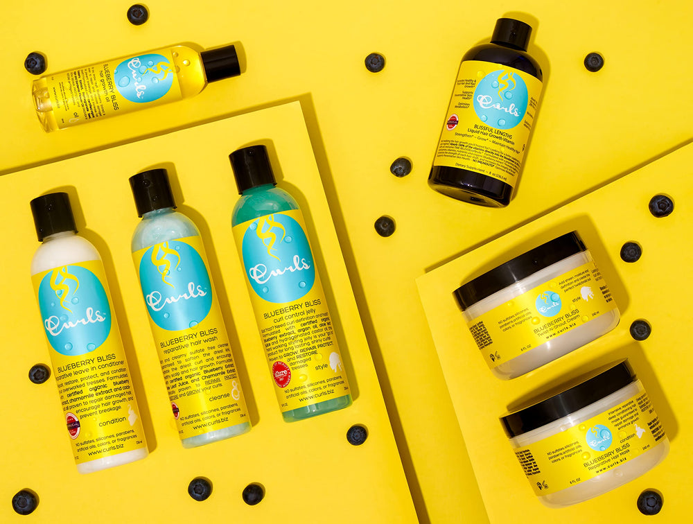 Cabello hidratado y definido tras usar Curls Blueberry Bliss