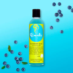 Frizz control on natural textured hair using Curls Blueberry Bliss Control Jelly.