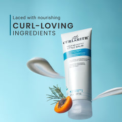 CURLSMITH Hold Me Softly Style Balm en rizos con movimiento natural.