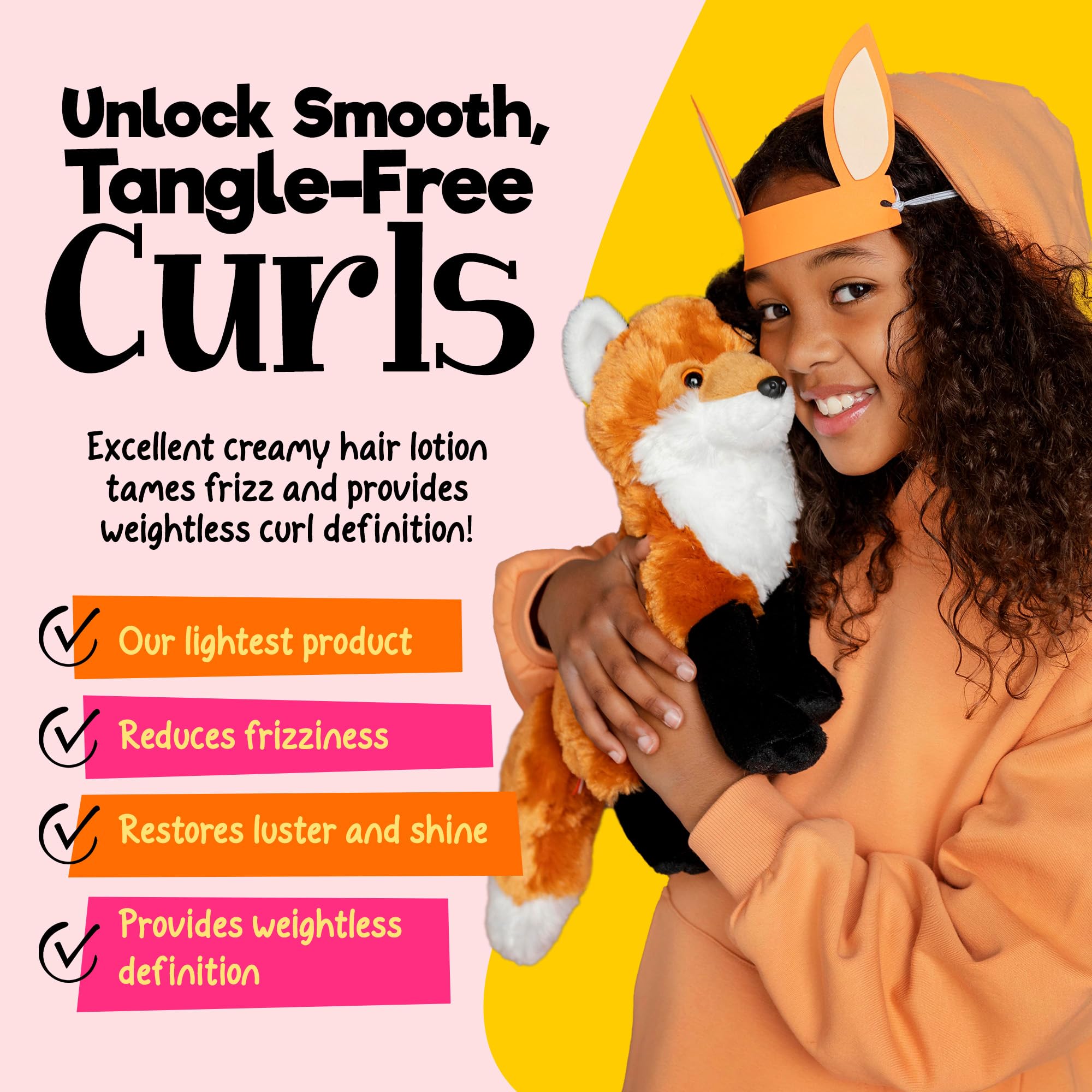 CurlyKids loción, aplicación cremosa en rizos, facilita peinado.