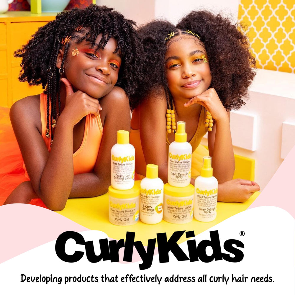 CurlyKids loción deja rizos brillantes y sin residuos pegajosos.