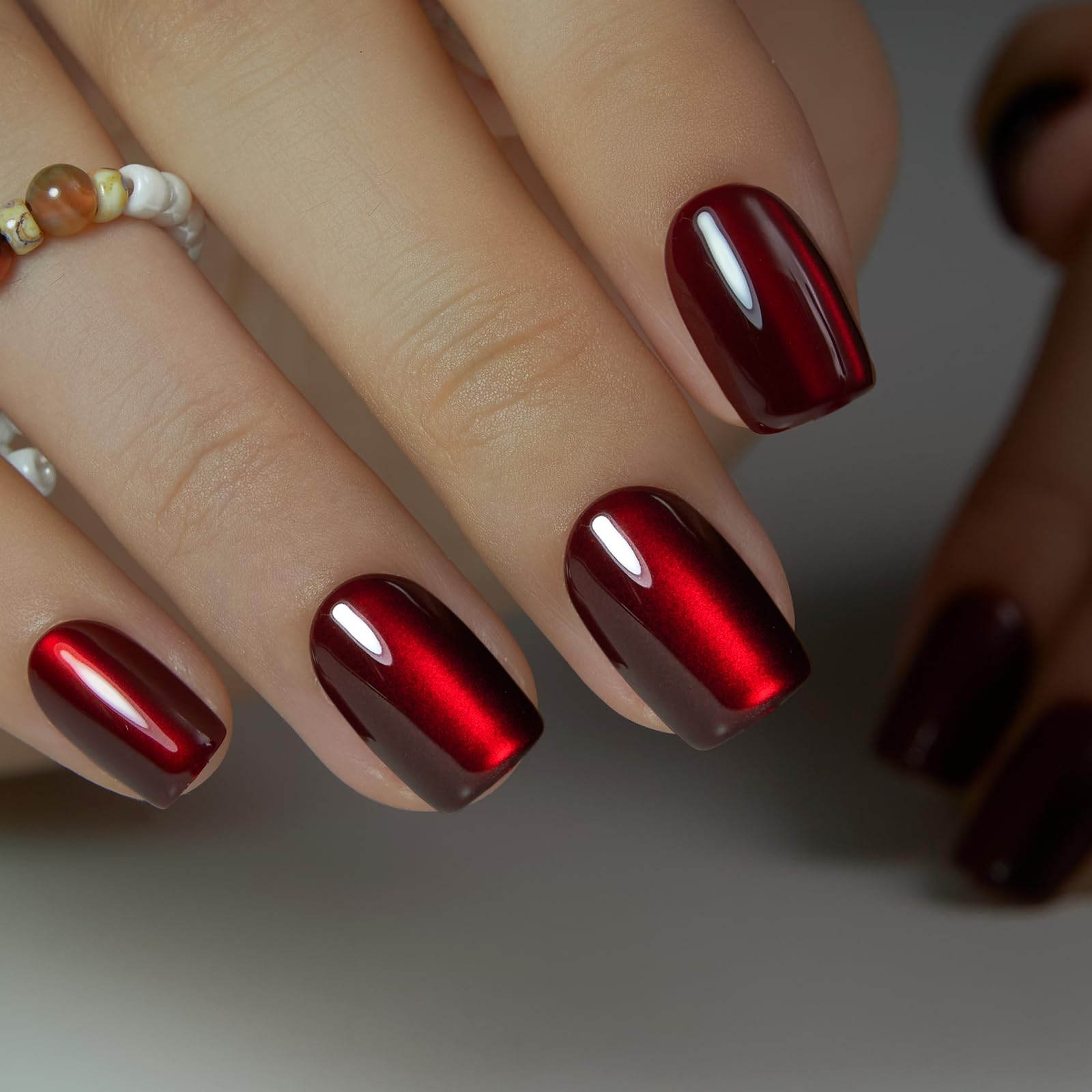 CurvLife kit 24 uñas con lima doble para ajuste perfecto.