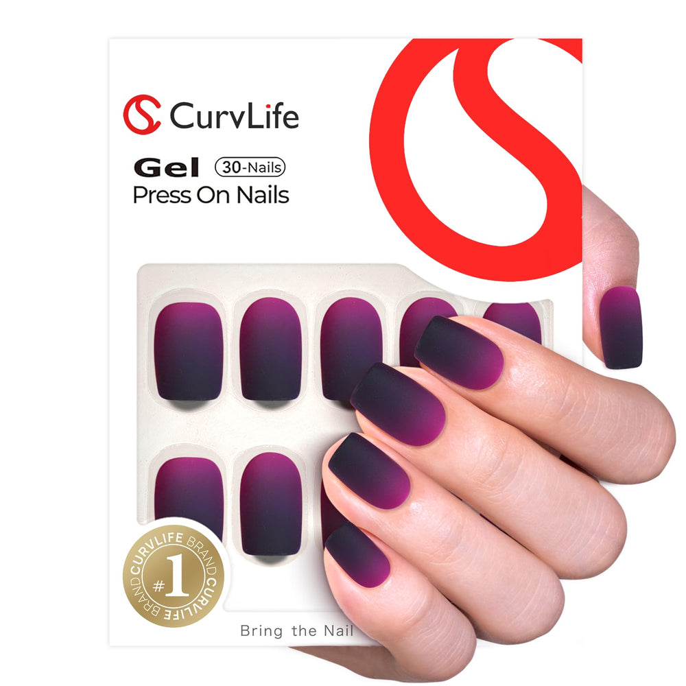 Uñas acrílicas Curvlife con diseño frances en tono morado para looks diarios