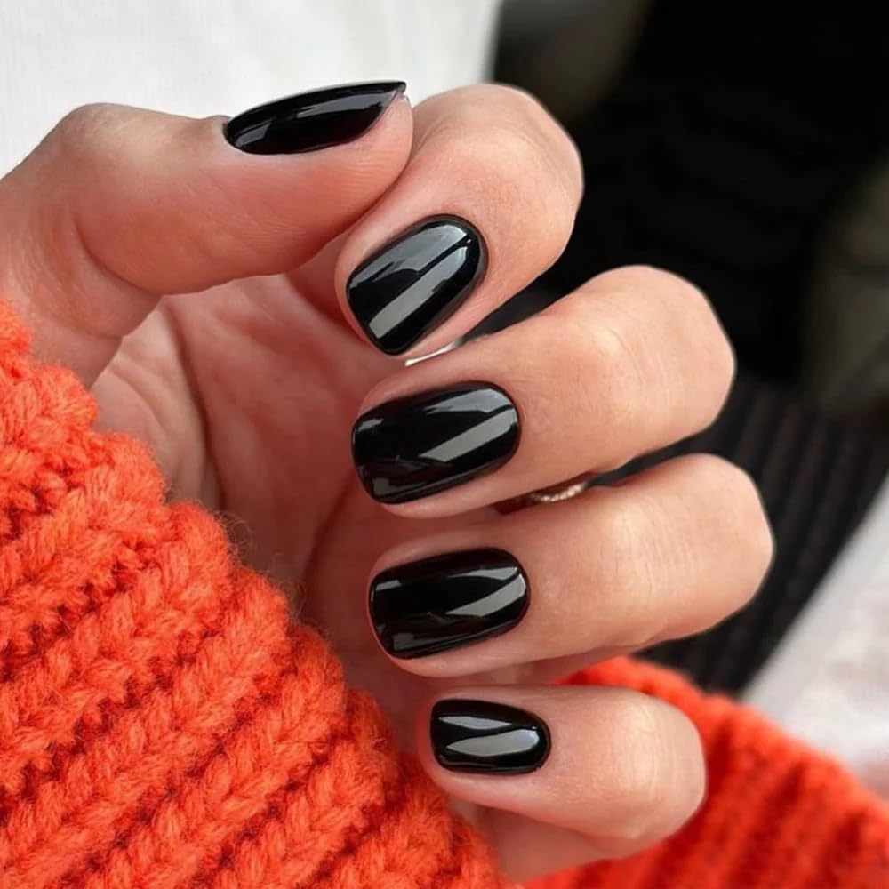 CurvLife uñas gel Frances con acabado brillante y estilo duradero.
