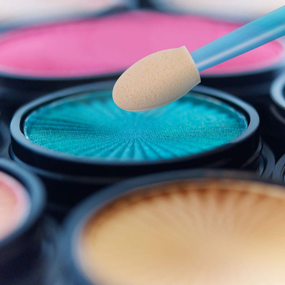 Color-coded sides to easily distinguish between shades during use.