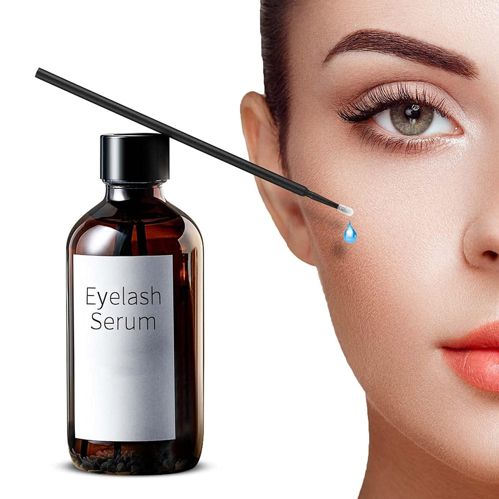Cuttte plastic-free micro-swabs ideal for makeup application and careful detailing.