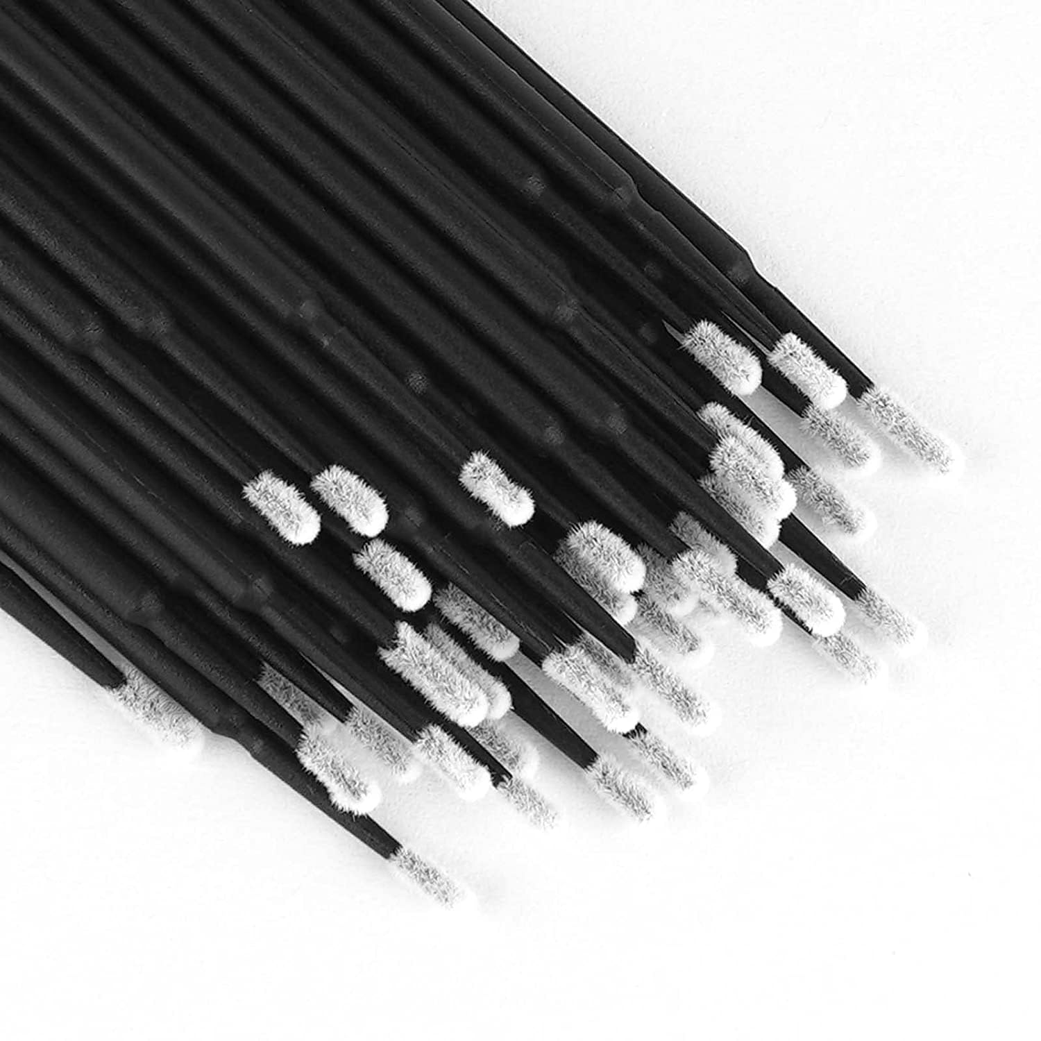 Cuttte soft cotton swabs for lash-line precision with no fuzz.