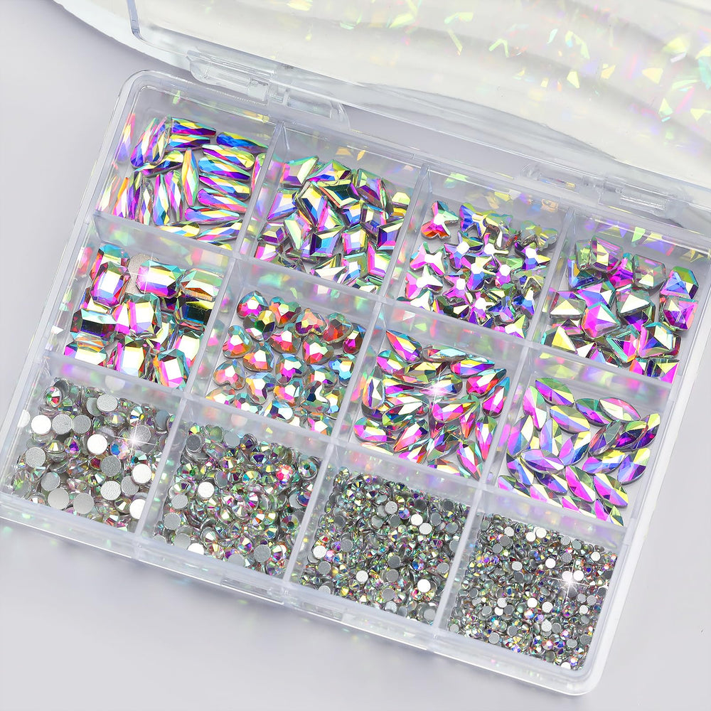 Cycullinyt compact storage case keeps rhinestones organized