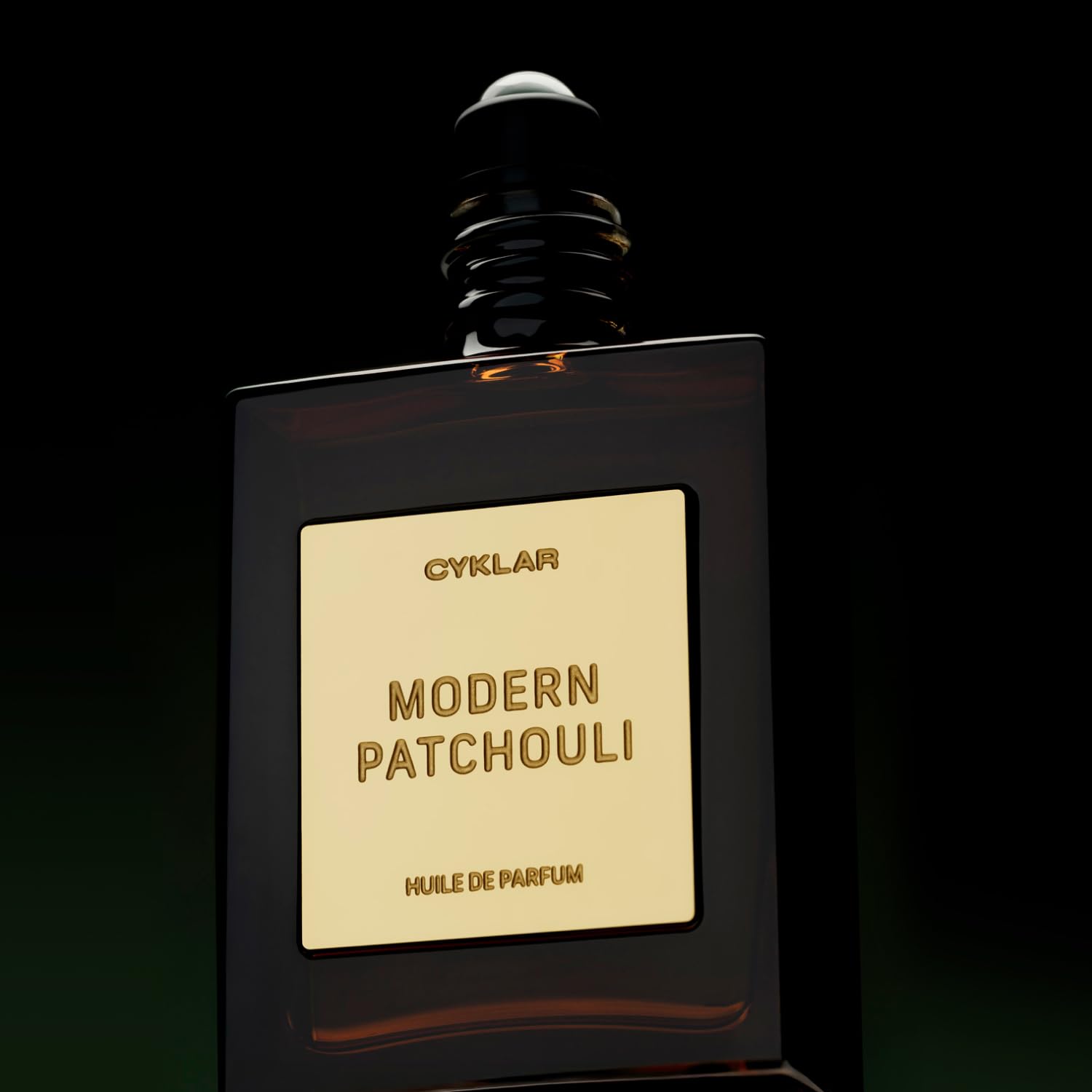 CYKLAR Perfume Oil blooms with skin warmth for a lasting fragrance