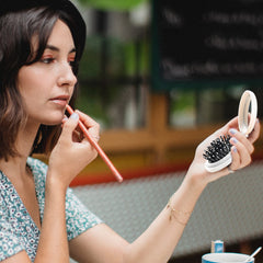 CZDZYMJYHS mini travel brush bristles close-up highlight