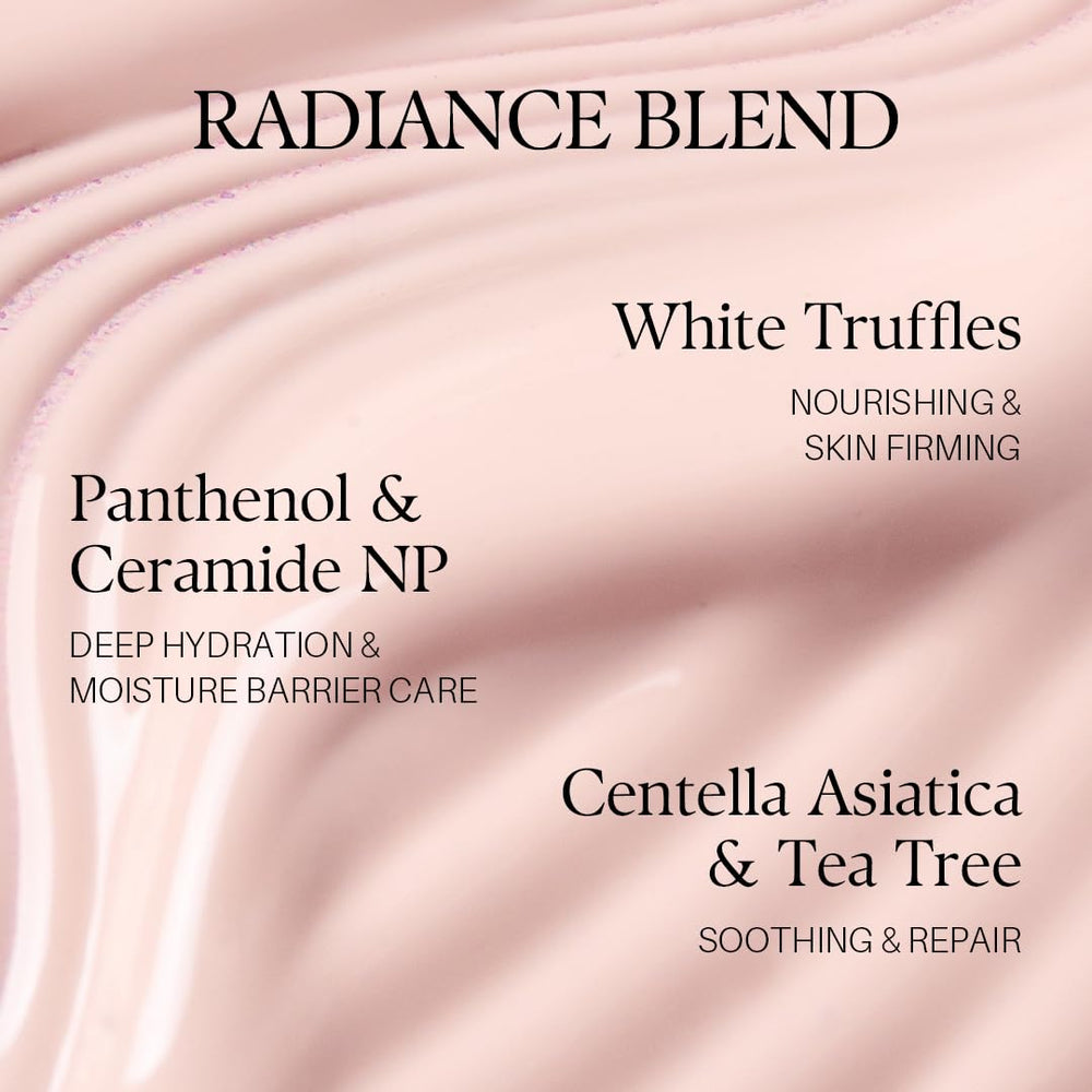 d'alba Piedmont Waterfull Tone-Up serum in daylight enhances a natural glow.