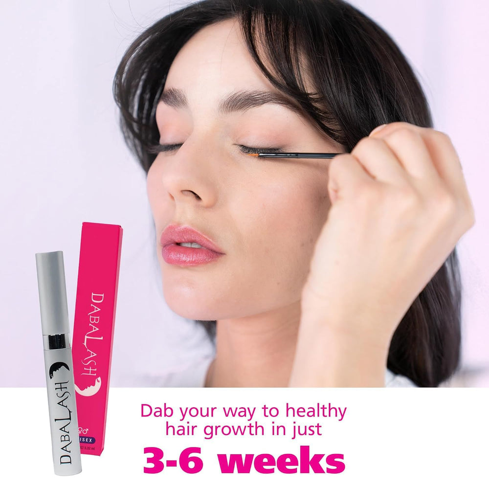 Castor oil gloss from Dabalash on lashes